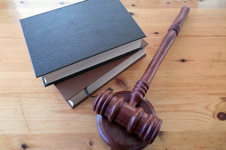 Судебный пристав: кто виноват в несвоевременном исполнении